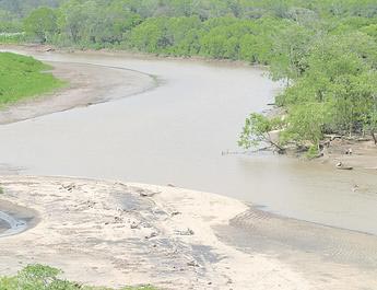 José Lima recibió ayer su último adiós en el cementerio de Las Charcas,  lugar donde nació - Diario Libre